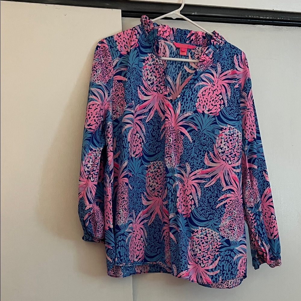 Lilly Pulitzer Sherida top pineapple print